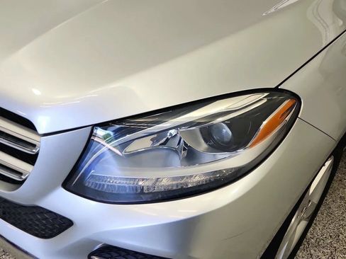 Used 2018 Mercedes-Benz GLE 350 4MATIC image 34
