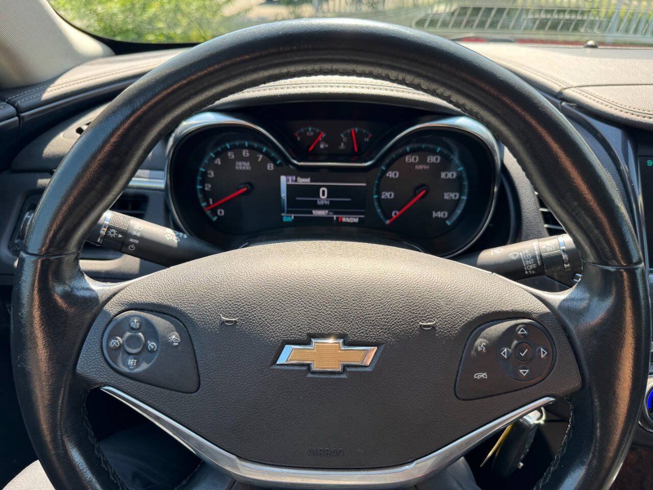 Used 2015 Chevrolet Impala LT w/ Convenience Package FWD image 25