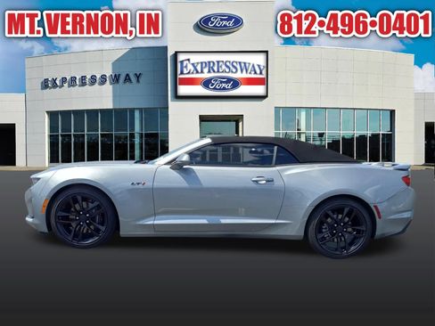 Used 2023 Chevrolet Camaro LT w/ Technology Package RWD image 10