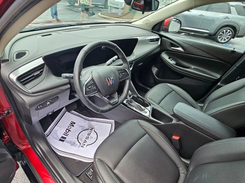 Used 2024 Buick Encore GX Sport Touring w/ Comfort Package FWD image 17