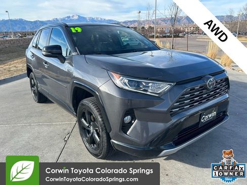 Used 2019 Toyota RAV4 XSE image 1