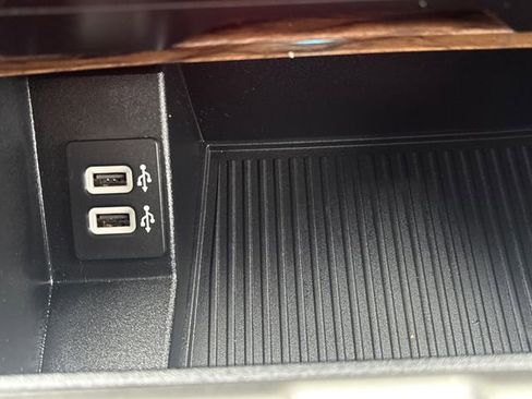 Used 2019 Ford F150 Lariat w/ Equipment Group 501A Mid image 58