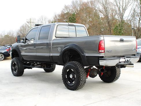 Used 2003 Ford F250 Lariat image 5