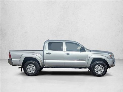 Used 2012 Toyota Tacoma PreRunner image 7