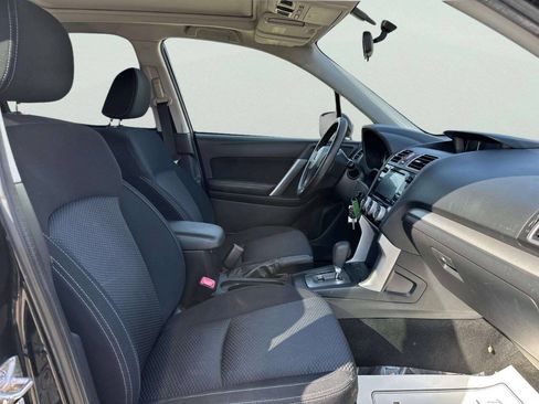 Used 2016 Subaru Forester 2.5i Premium w/ All-Weather Package AWD/4WD image 20