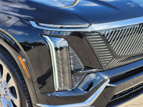 New 2026 Cadillac Vistiq Premium Luxury image 9
