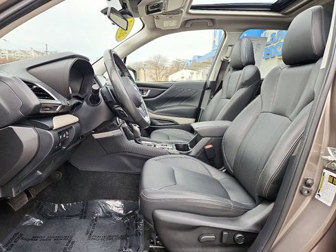 Used 2022 Subaru Forester Limited image 14
