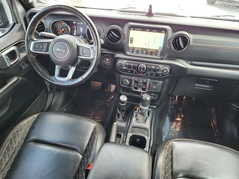 Used 2021 Jeep Gladiator Overland AWD/4WD image 15