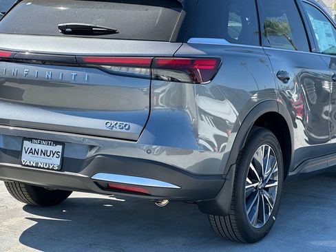 New 2027 INFINITI QX60 Luxe w/ Cargo Package FWD image 7