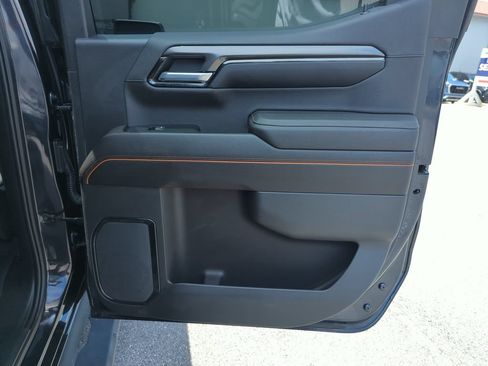 Used 2023 GMC Sierra 1500 AT4 w/ AT4 Premium Package AWD/4WD image 30