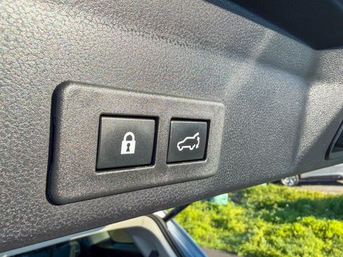 Certified 2025 Subaru Ascent Touring image 26