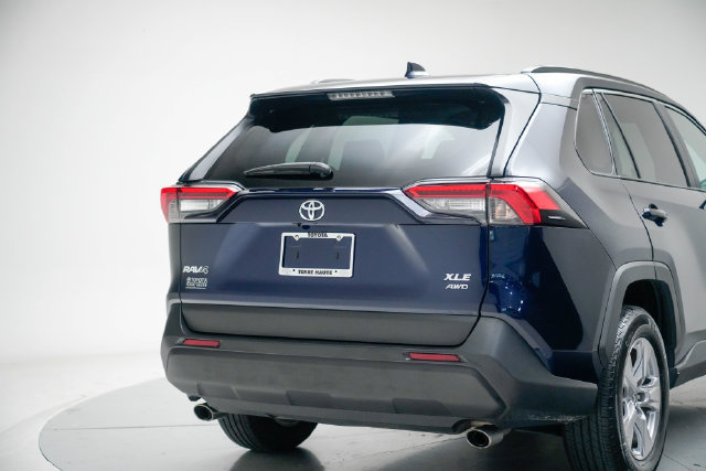 Certified 2025 Toyota RAV4 XLE AWD/4WD image 12