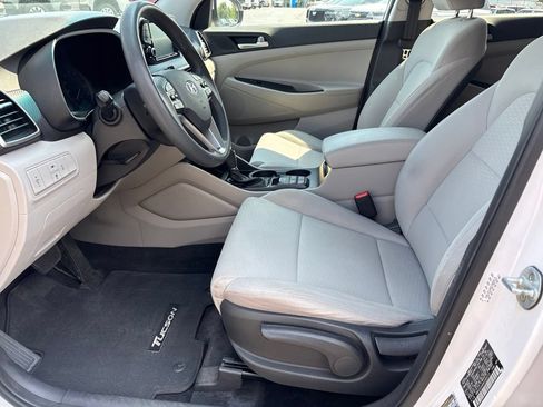Used 2019 Hyundai Tucson SE w/ Cargo Package AWD/4WD image 14