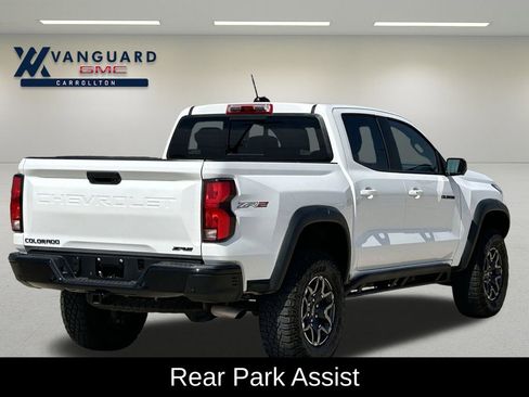 Used 2024 Chevrolet Colorado ZR2 w/ Technology Package image 10