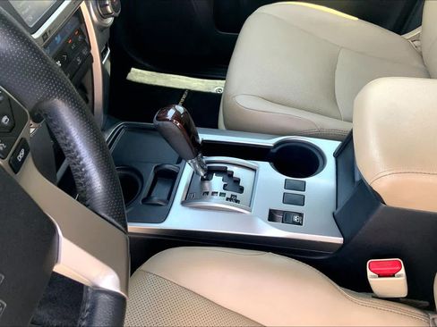 Used 2018 Toyota 4Runner Limited RWD image 17