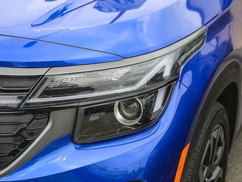 Certified 2024 Kia Seltos X-Line AWD/4WD image 7