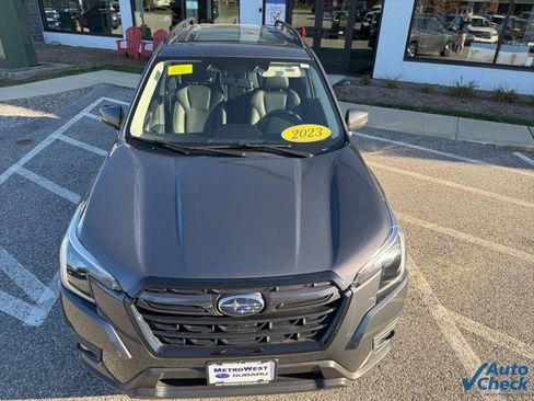 Used 2023 Subaru Forester Limited image 14