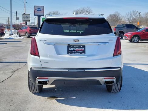 Used 2023 Cadillac XT5 Premium Luxury image 5