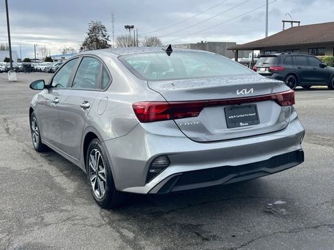 Certified 2023 Kia Forte LXS w/ LXS Technology Package image 9