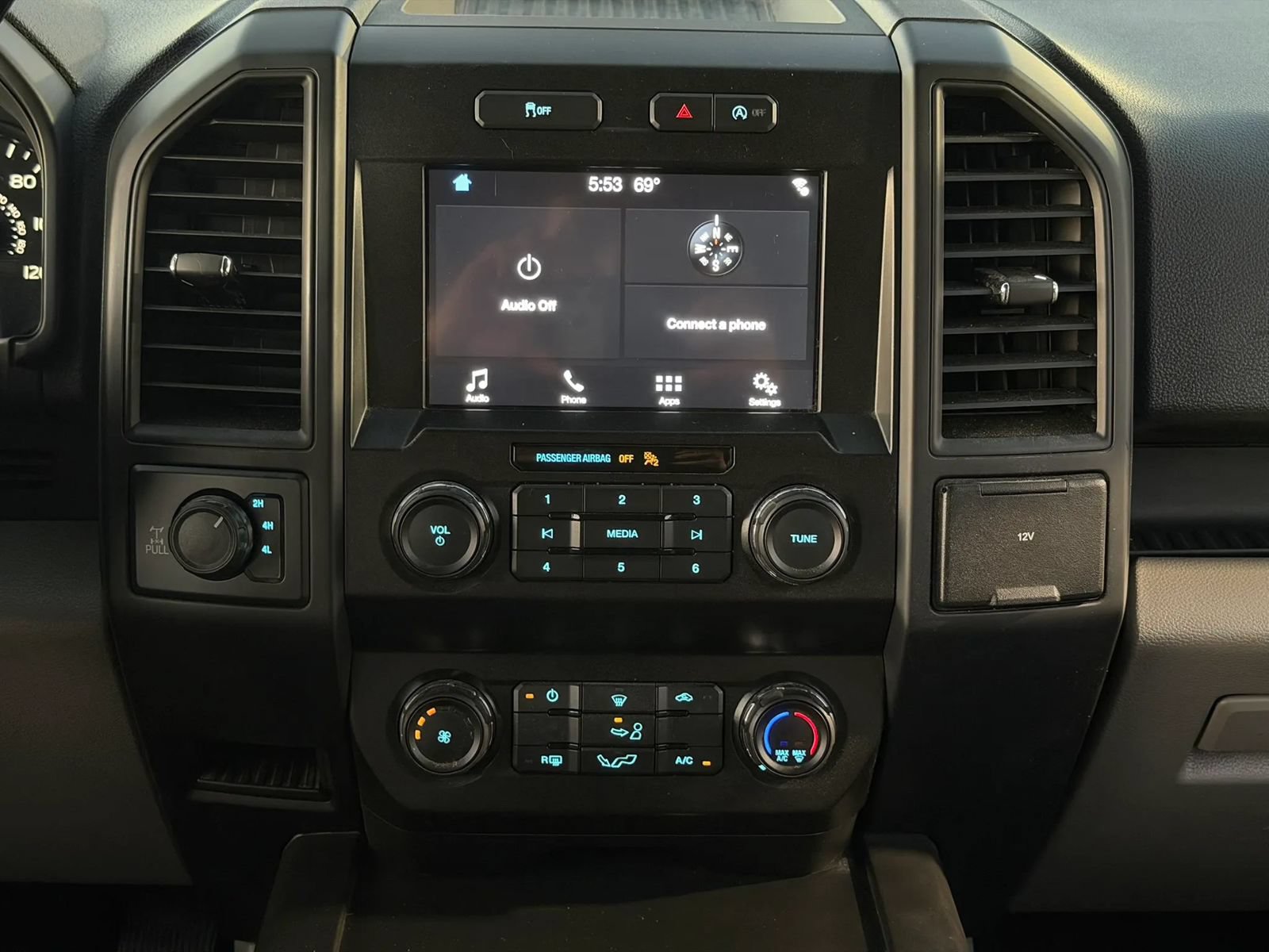 Used 2019 Ford F150 XL w/ Equipment Group 101A Mid AWD/4WD image 22