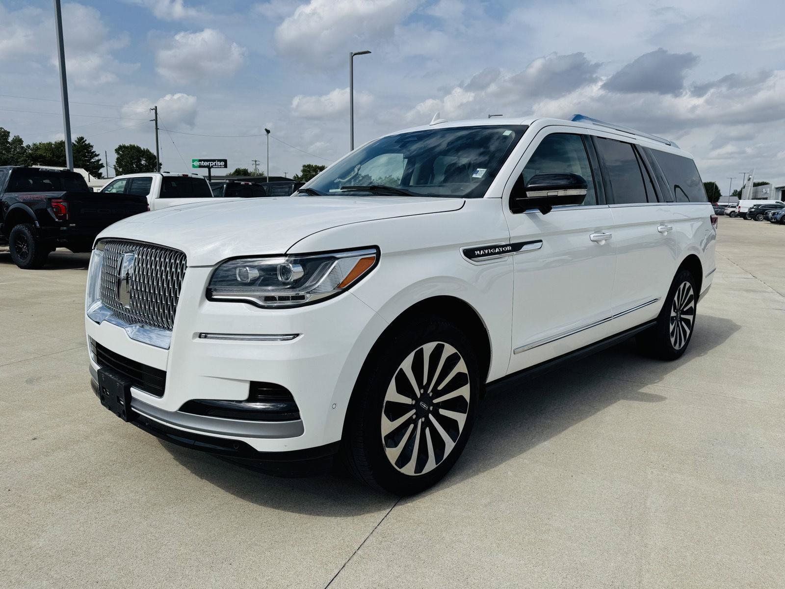 Used 2024 Lincoln Navigator L Reserve AWD/4WD image 46