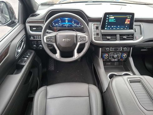 Used 2024 Chevrolet Tahoe Z71 w/ Luxury Package image 12