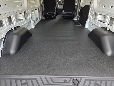 New 2025 Ford Transit 250 Low Roof image 23