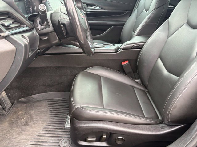 Used 2023 Cadillac CT4 Luxury AWD/4WD image 10