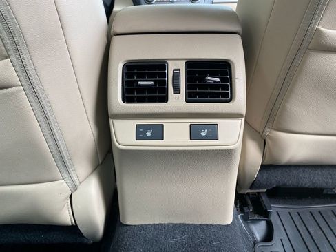 Used 2015 Subaru Legacy 2.5i Limited image 28