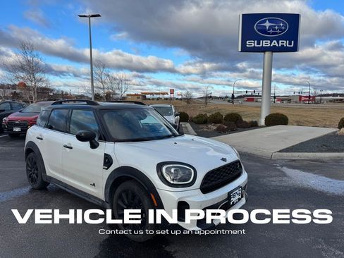 Used 2024 MINI Cooper Countryman S image 1