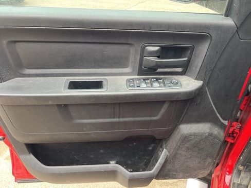 Used 2018 RAM 3500 Tradesman w/ Chrome Appearance Group image 10