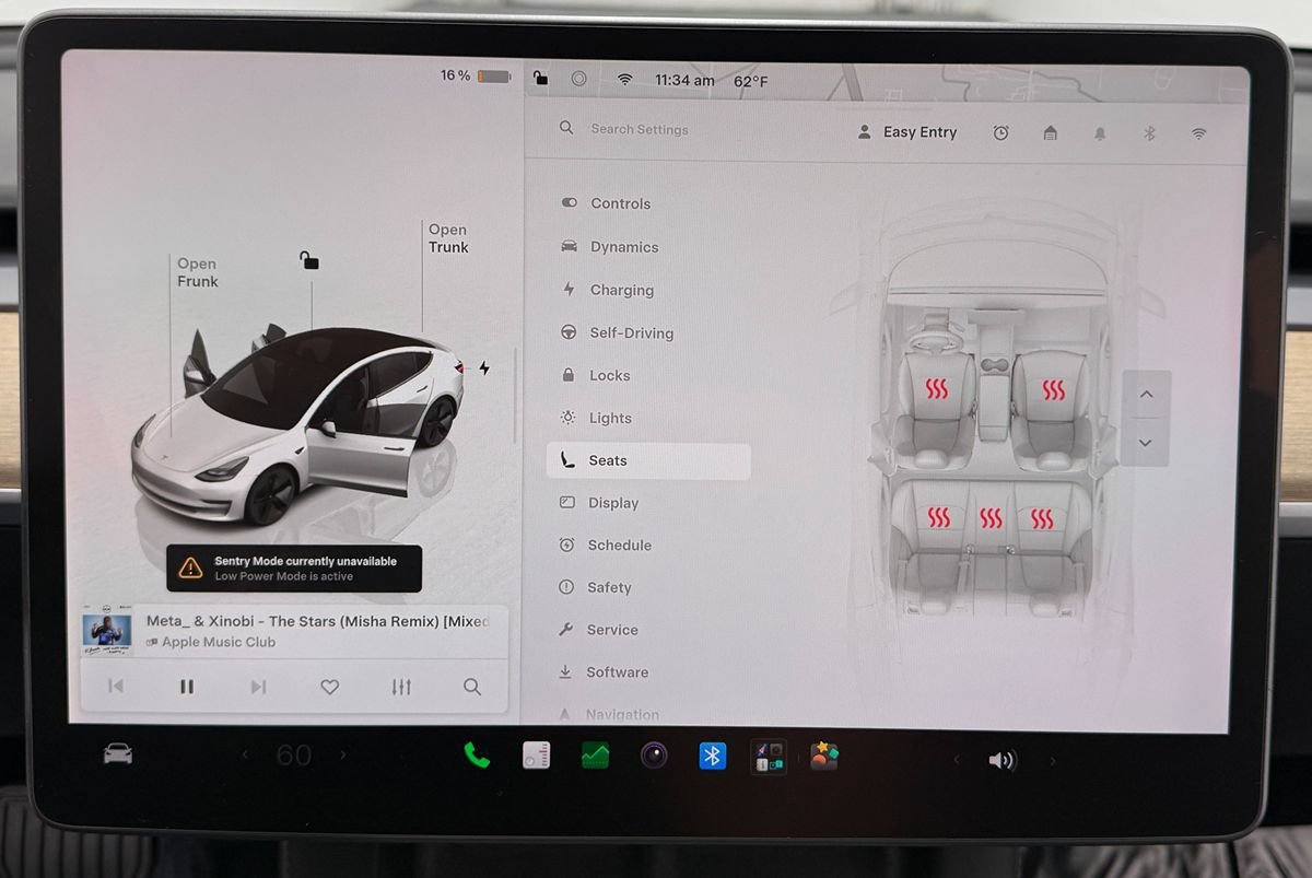 Used 2023 Tesla Model 3 Standard Range RWD image 17