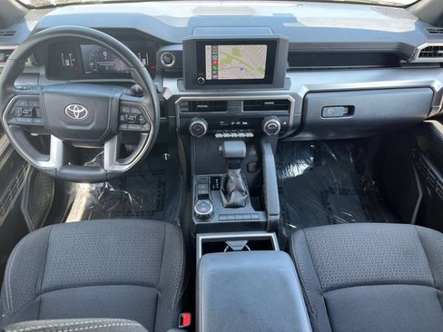 Used 2025 Toyota 4Runner SR5 RWD image 38