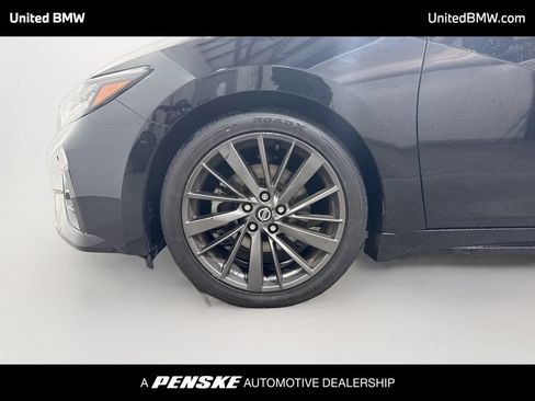 Used 2020 Nissan Maxima Platinum w/ Reserve Package FWD image 9