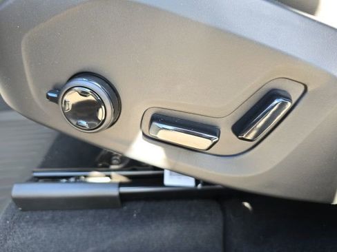 New 2026 Volvo XC60 B5 Ultra w/ Climate Package AWD/4WD image 26