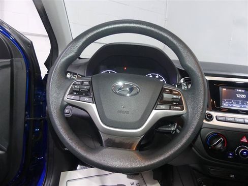 Used 2019 Hyundai Accent SE FWD image 29