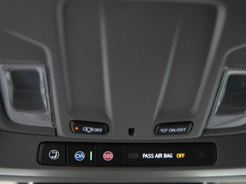Used 2026 Chevrolet Silverado 1500 LT AWD/4WD image 41