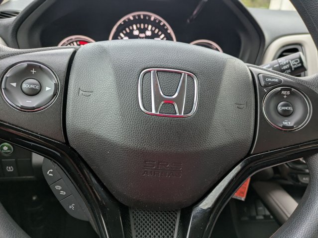 Used 2018 Honda HR-V LX image 14