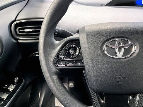 Used 2021 Toyota Prius L Eco image 23