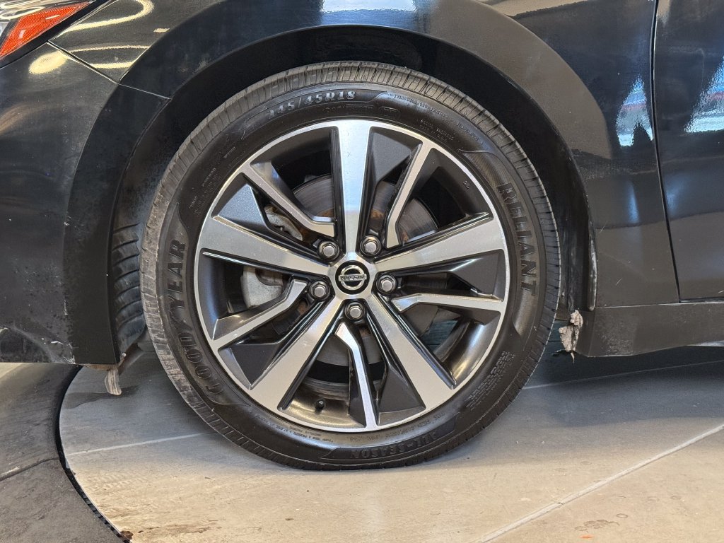 Used 2020 Nissan Maxima 3.5 SV w/ Floor Mat Group FWD image 25