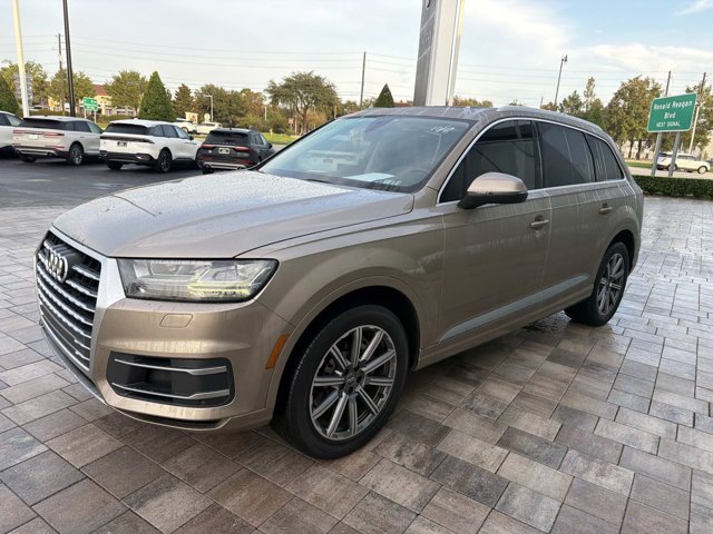 Used 2019 Audi Q7 3.0T Premium Plus w/ Premium Plus Package AWD/4WD image 6