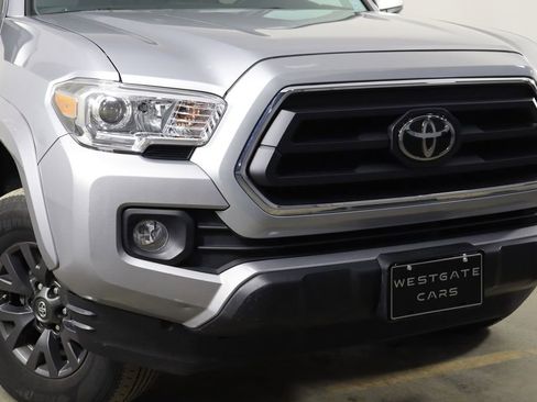 Used 2020 Toyota Tacoma SR5 image 42