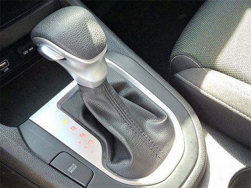 Used 2023 Kia Forte LXS image 14