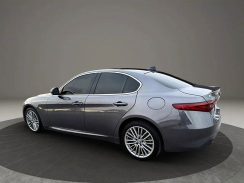 Used 2017 Alfa Romeo Giulia Ti w/ TI Performance Package image 7