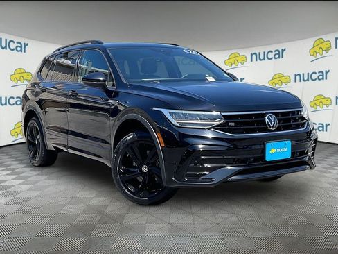Used 2023 Volkswagen Tiguan SE R-Line AWD/4WD image 1