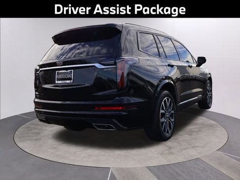 Used 2023 Cadillac XT6 Sport w/ Platinum Package image 8