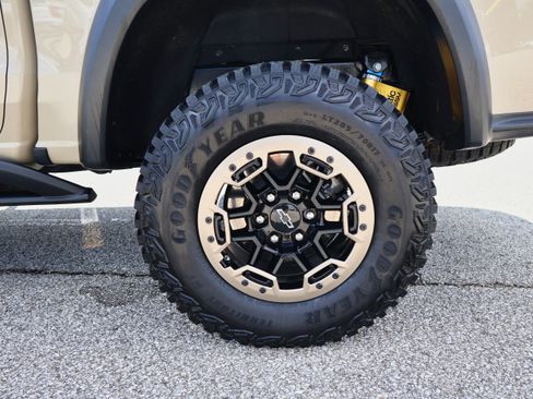 Used 2023 Chevrolet Colorado ZR2 w/ Desert Boss Special Edition image 32