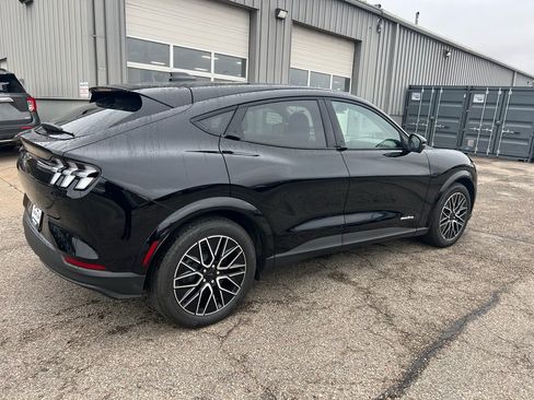 Used 2026 Ford Mustang Mach-E Premium AWD/4WD image 4