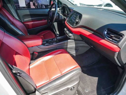 Certified 2022 Dodge Durango R/T w/ Tow 'N Go Package AWD/4WD image 15