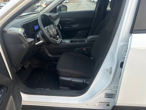 New 2026 Nissan Kicks S image 9